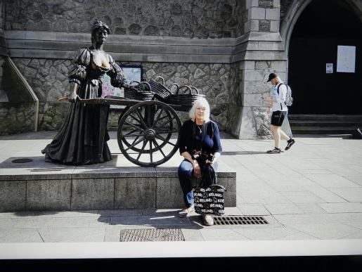 Bei Molly Malone Statue...Dublin 2022