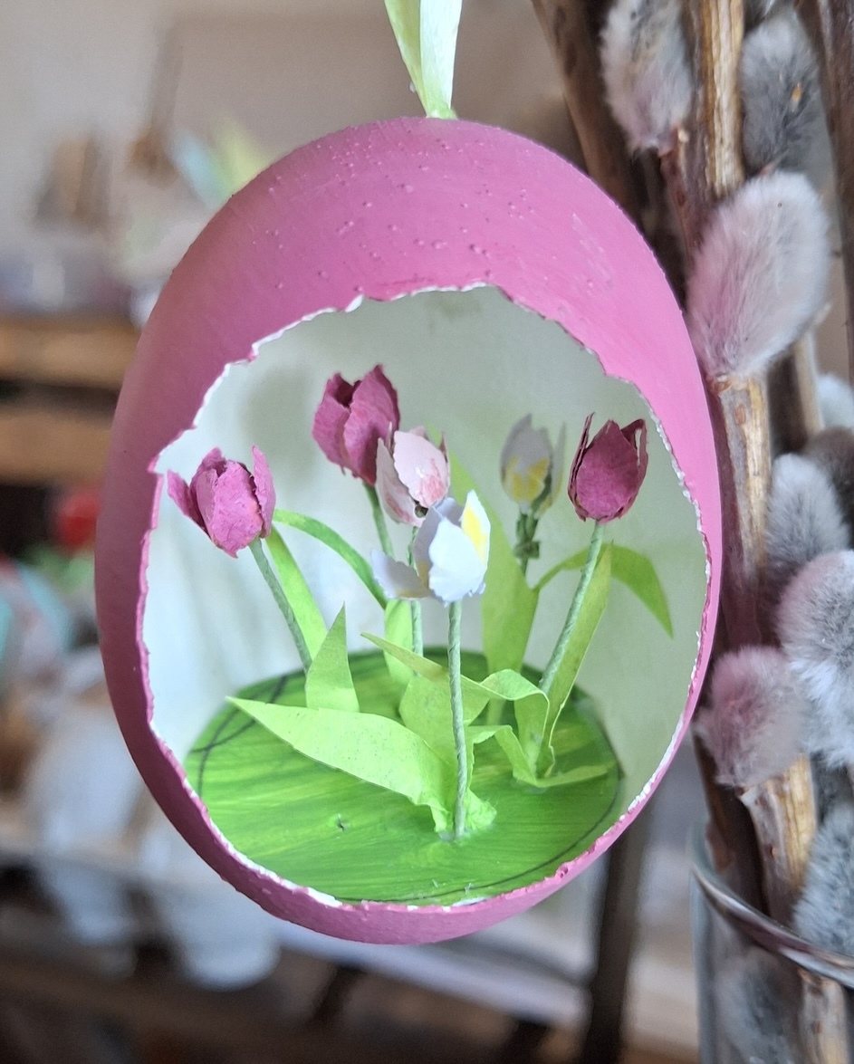 Ei mit rosa/lila Tulpen
