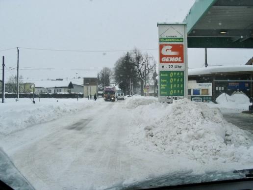 im Jahr 2005 gab es enorm viel Schnee, interessant sid aber die Benzinpreise!