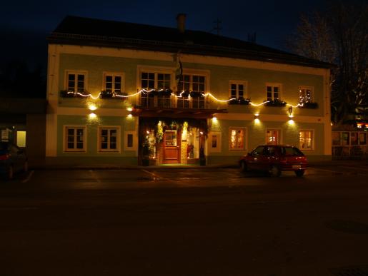 Weihnachtlicher Gasthof Kastl im Jahr 2006