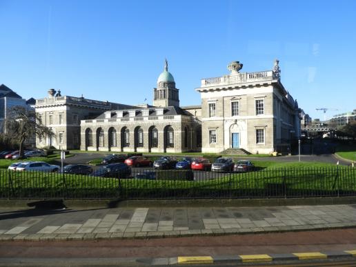 Custom House, ursprünglich Zollhaus, jetzt Umweltministerium und Kommunalverwaltung