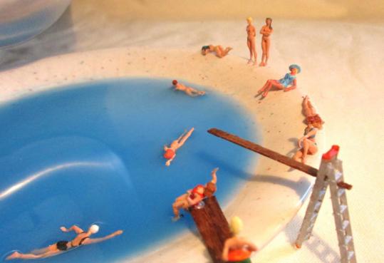 Ausgelaufenes Bild - neues Schwimmbad für die Minis.