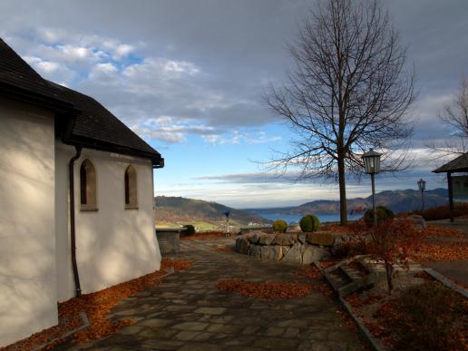 Föhntage im Attergau, Kronberg, Blick auf den Attersee