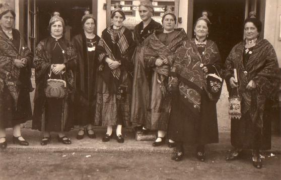 Goldhaubenfrauen