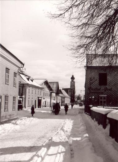 Beim Kaufhaus Kettenhuber/Häupl