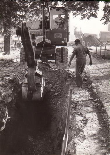 Kanalbau Bahnhofstraße 1956/57, etwa Höhe der heutigen Feuerwehr