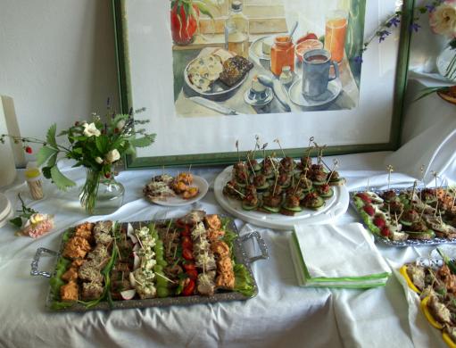 Das tolle Buffet alleine zubereitet von der meiner kreativen, lieben Freundin Regina - Regina du bist eine Wucht!