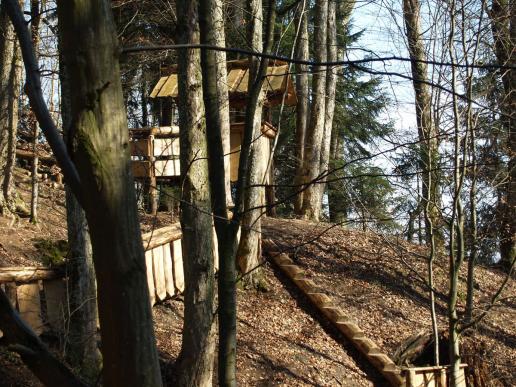 Der ehemalige Spielplatz, der nun renoviert  und umgeändert  wird