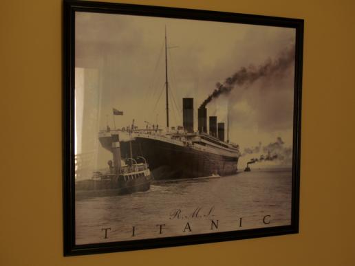 Titanic, durch die  Geschichte des Schiffes bin ich Irlandfan geworden.